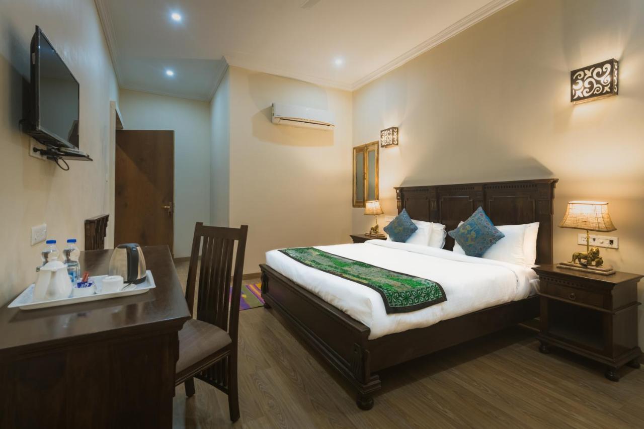 Hotel Dev Garh Джайсалмер Екстер'єр фото