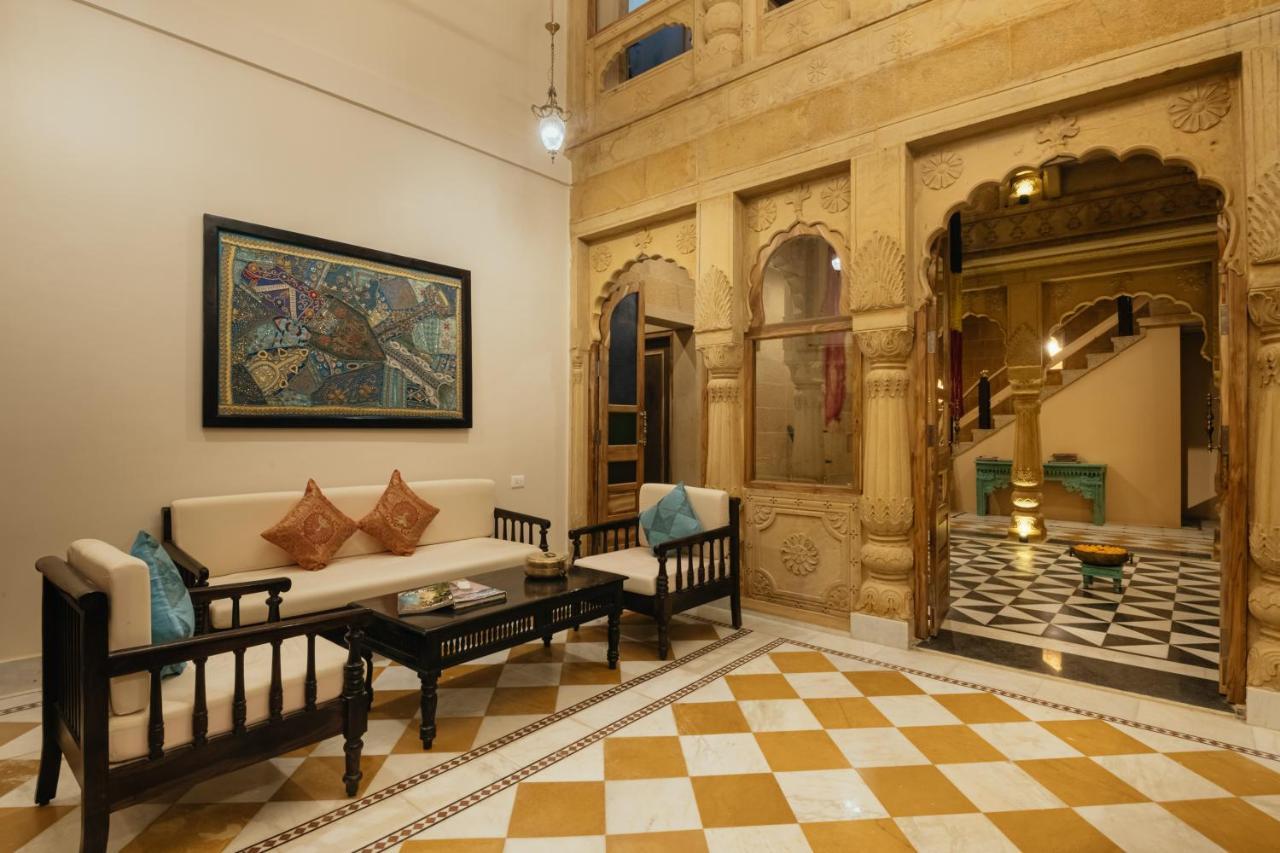 Hotel Dev Garh Джайсалмер Екстер'єр фото