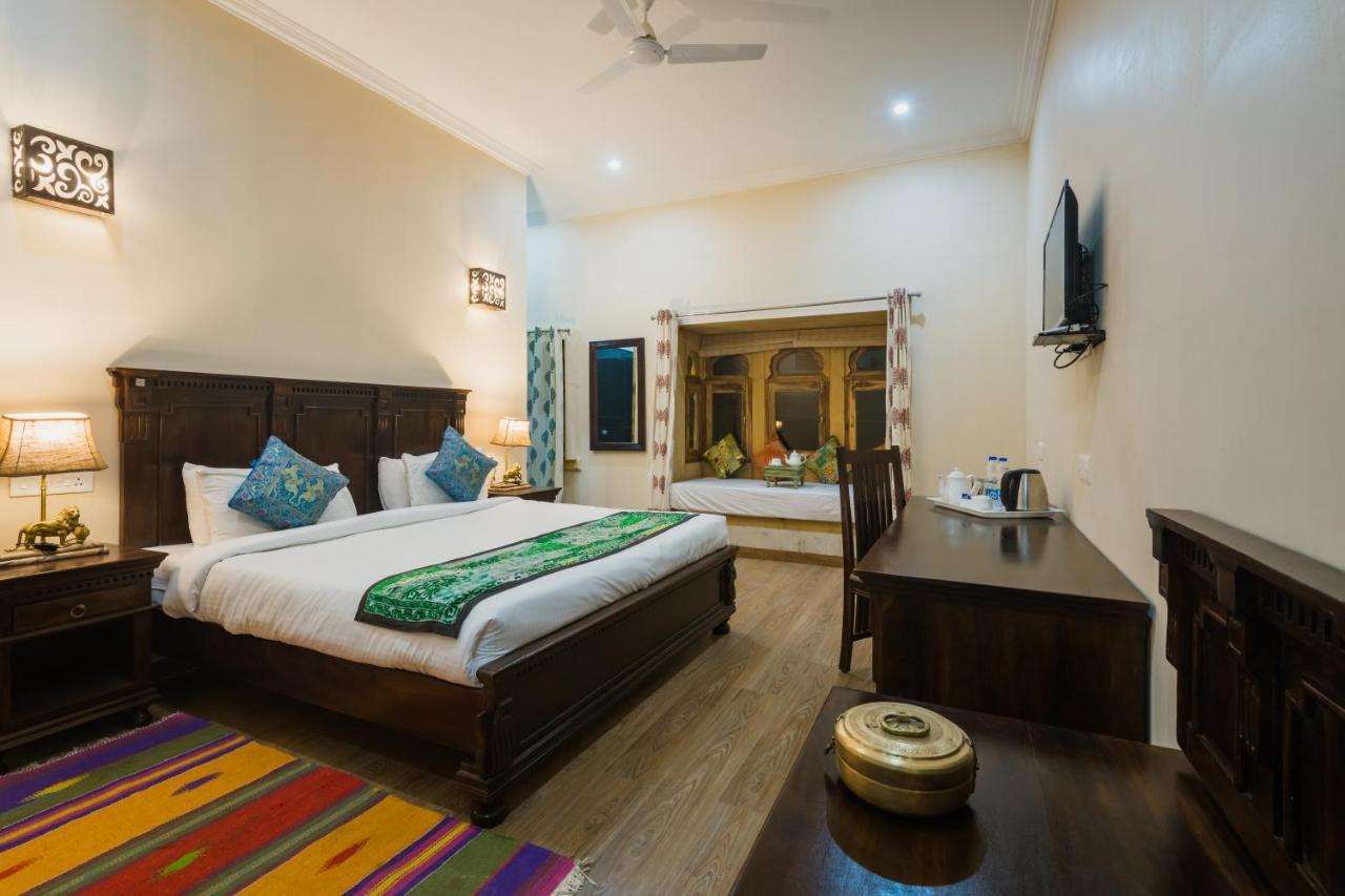 Hotel Dev Garh Джайсалмер Екстер'єр фото